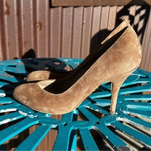Steve Madden suede heels